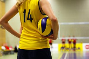 https://pixabay.com/photos/volleyball-ball-player-team-sport-520093/